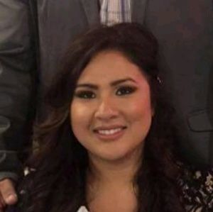 Meet your Posher, Cassandra